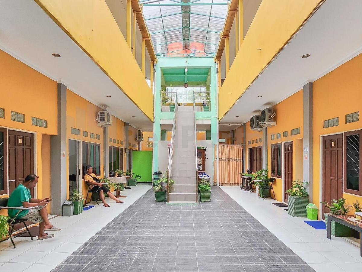Griya Tambun Raya Redpartner Hotel Tumbangrungan Buitenkant foto
